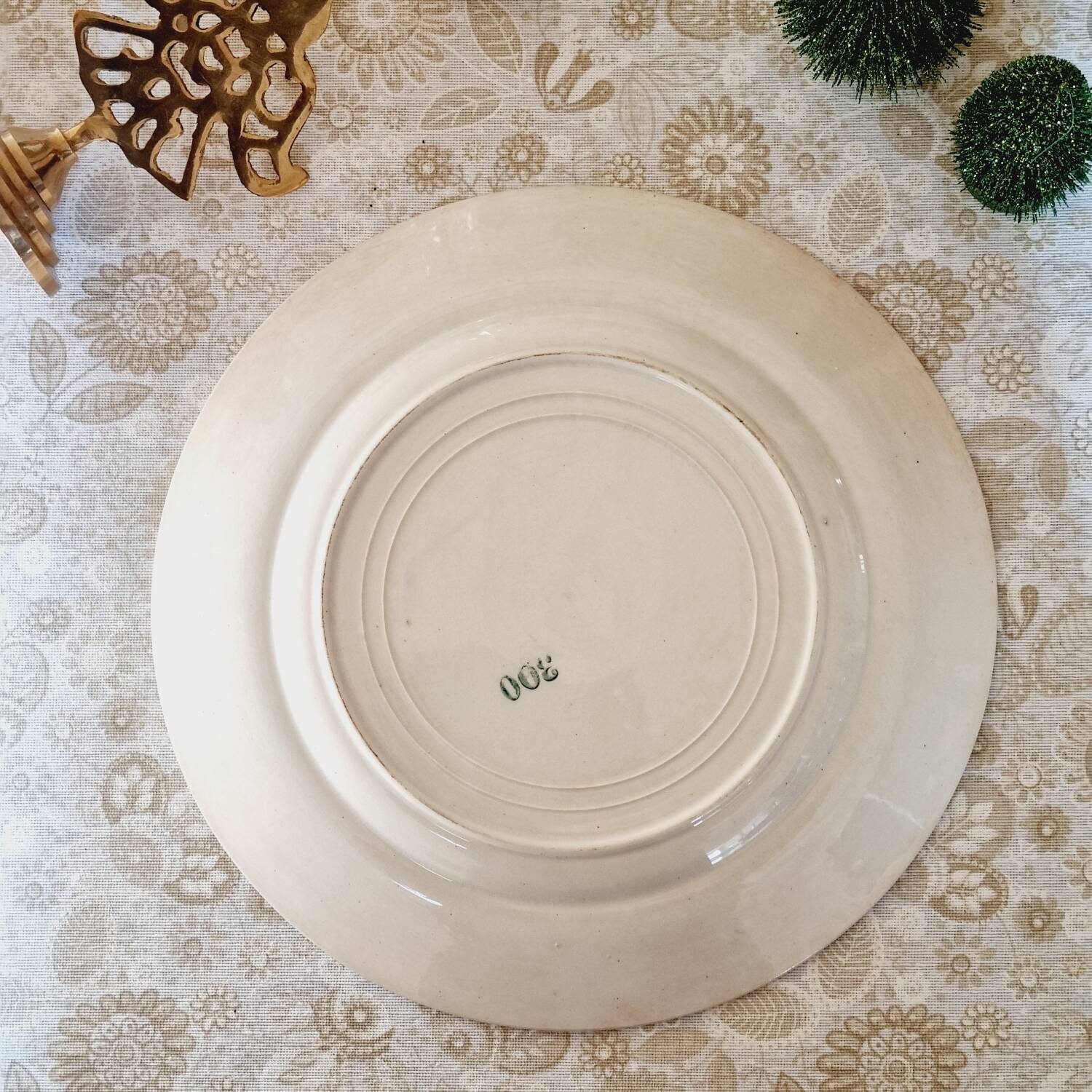 6 mismatched iron earth flat plates lot 3