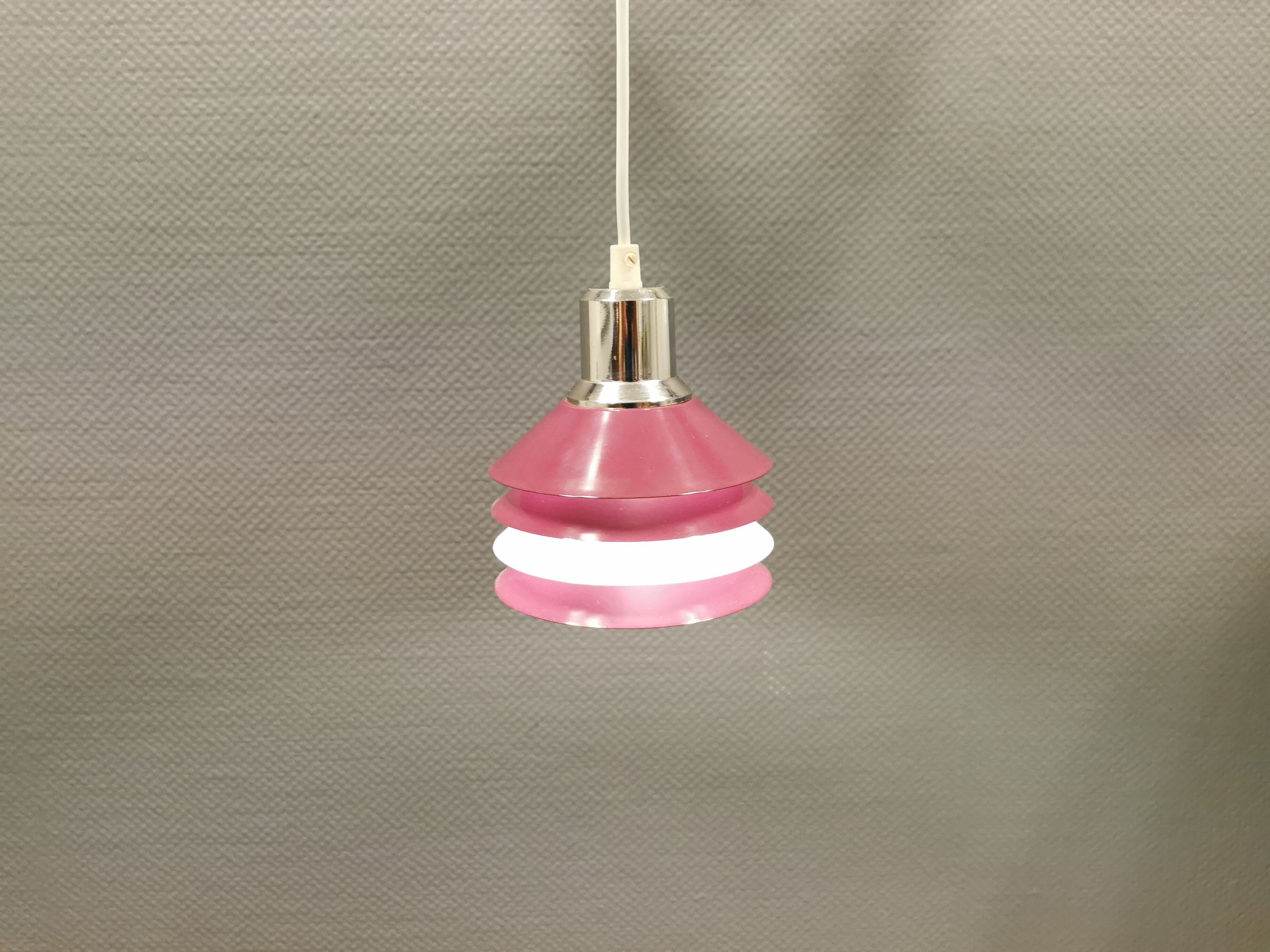 Tip-Top hanging lamp from Danish Design-Light, model Siam