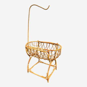 Rattan cradle