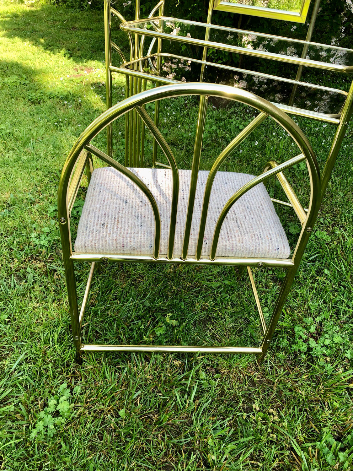 Dressing table and matching vintage armchair