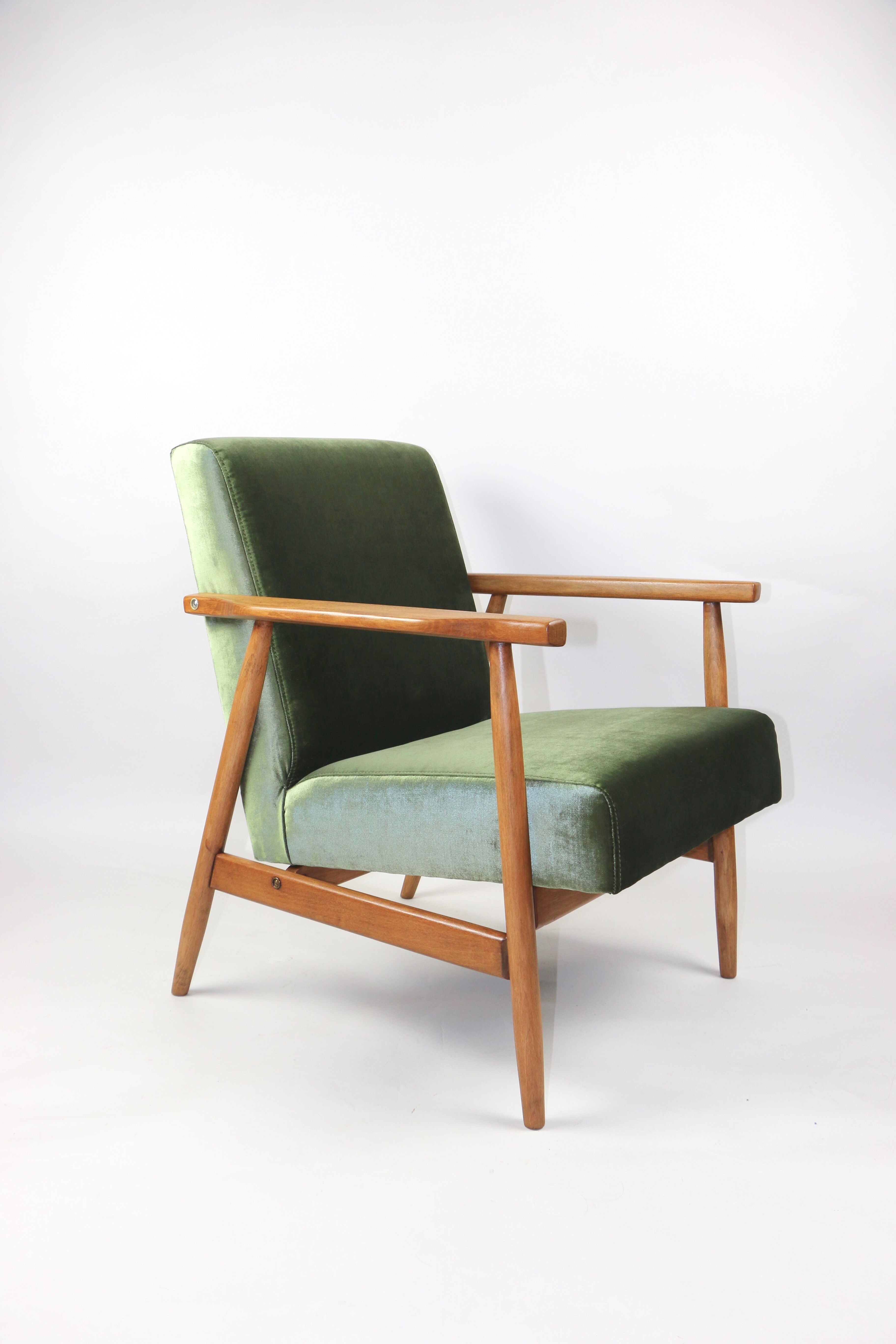 Vintage green velvet armchair, 1970