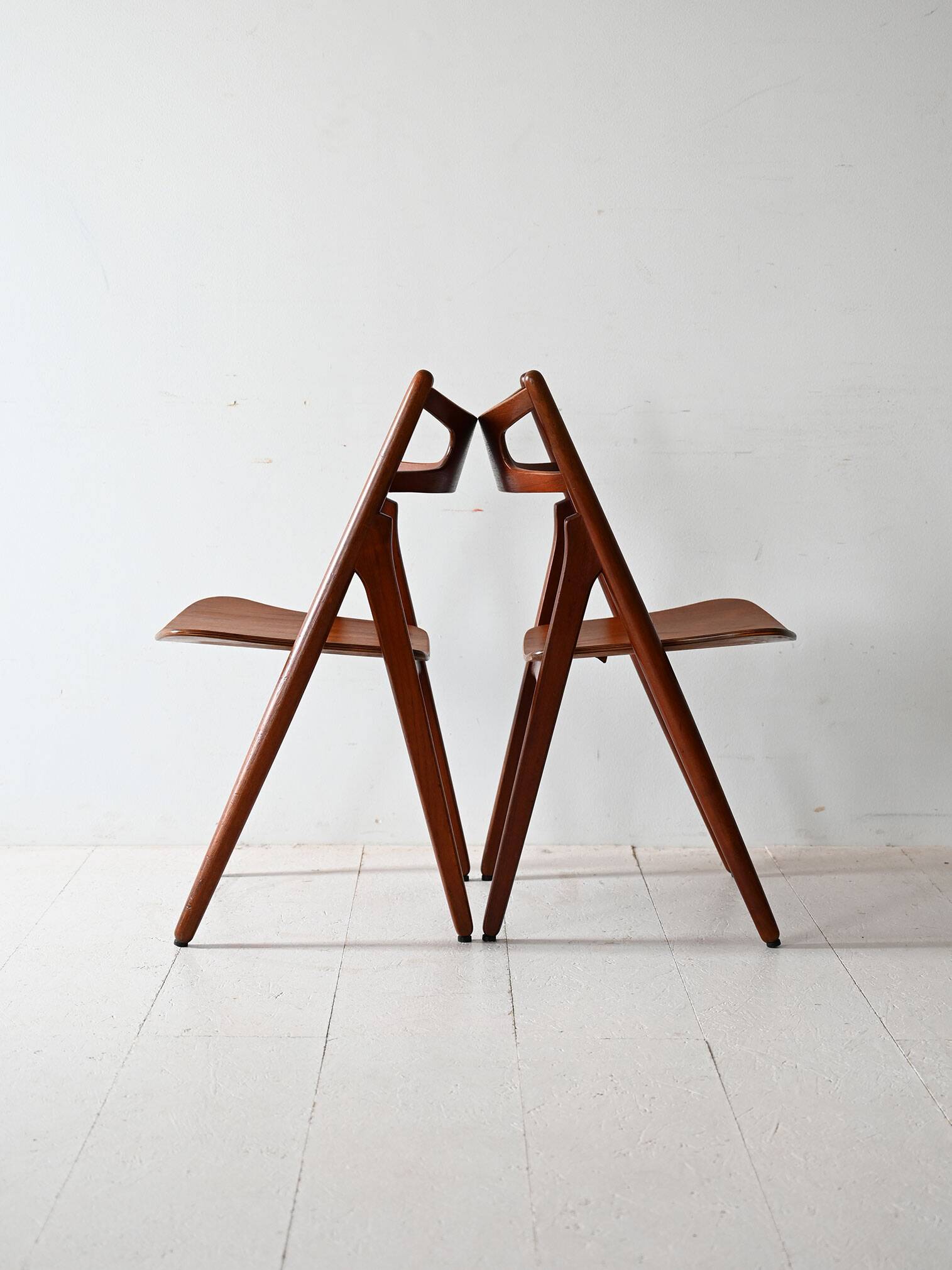 Paire de chaises CH29 de Hans J. Wegner