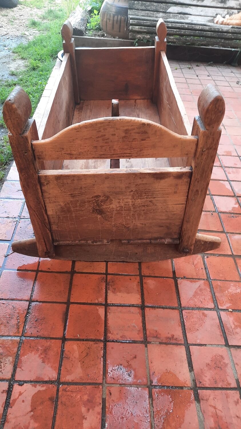 Old rocking cradle