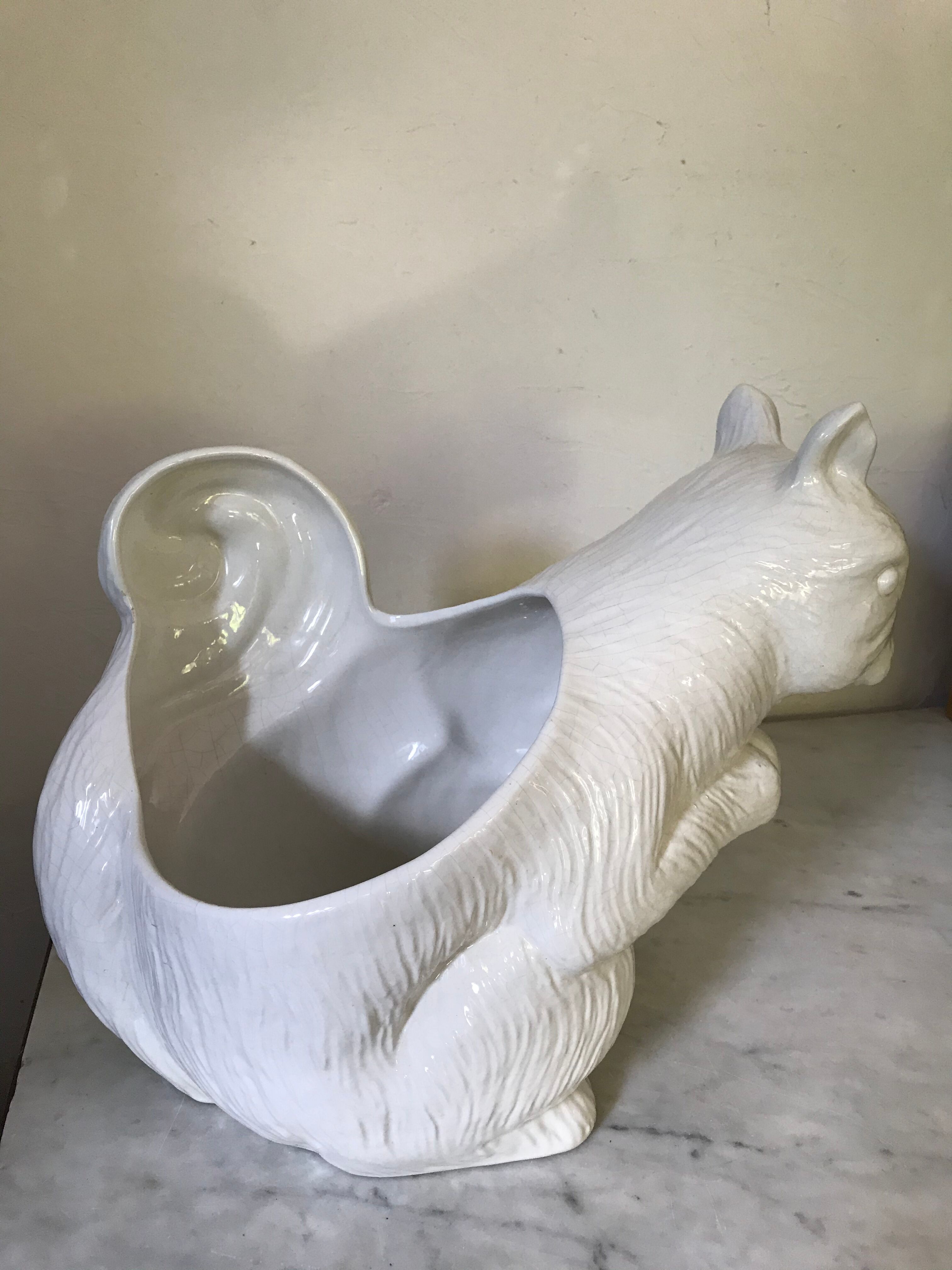 Cracked ceramic zoomorphic pot cache