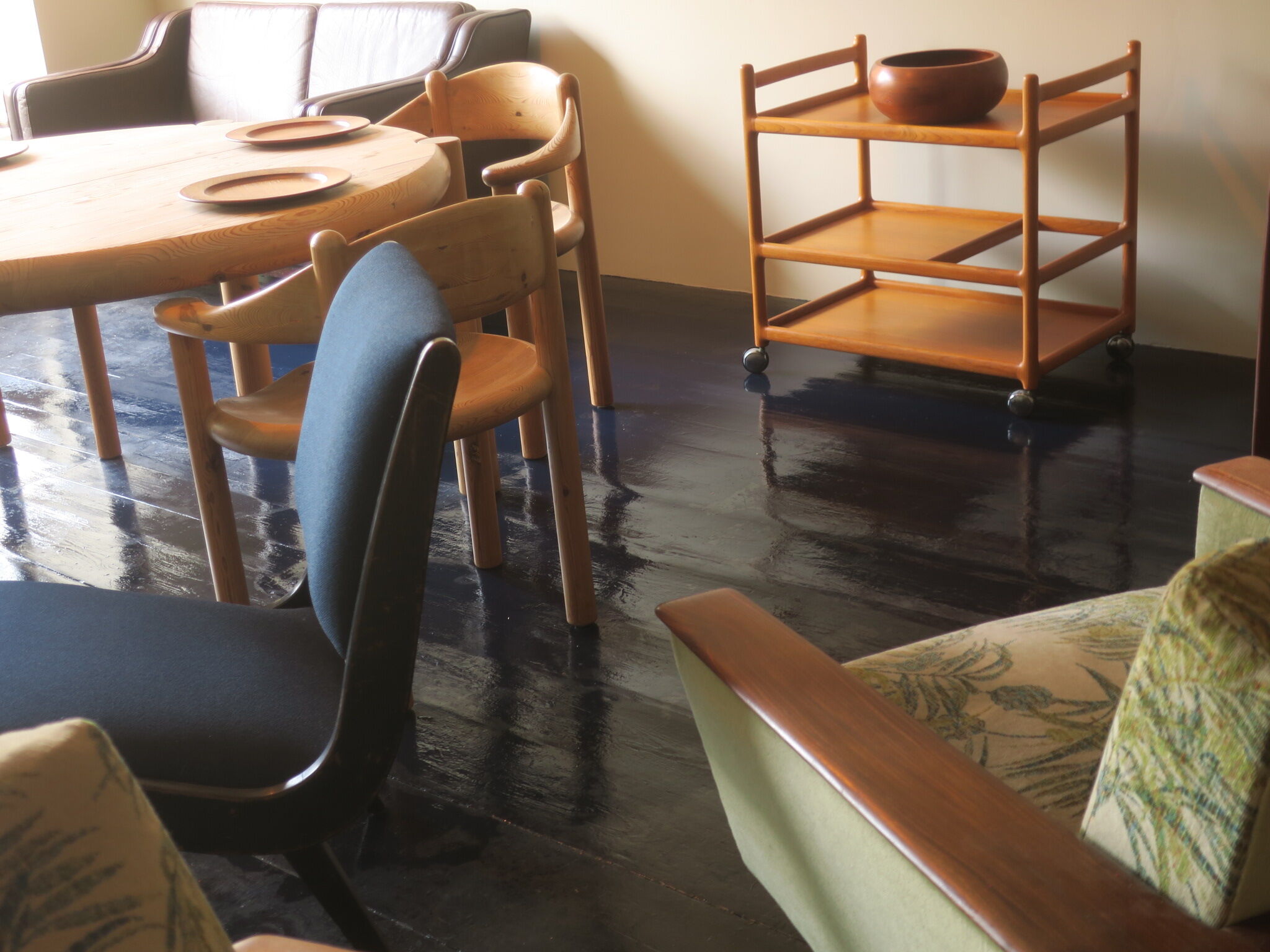 Serving trolley by Johannes Andersen for CFC Silkeborg