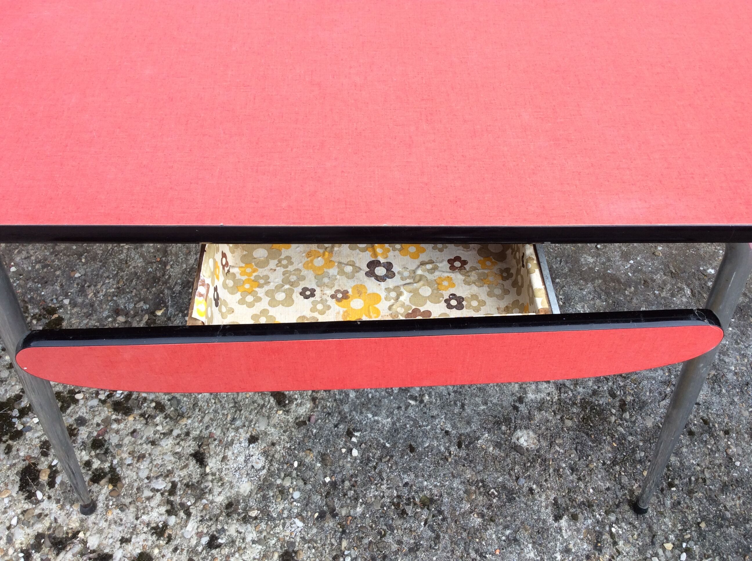 Formica kitchen table and chairs set