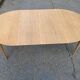 Table à manger scandinave ronde extensible décapée en teck brut 1950