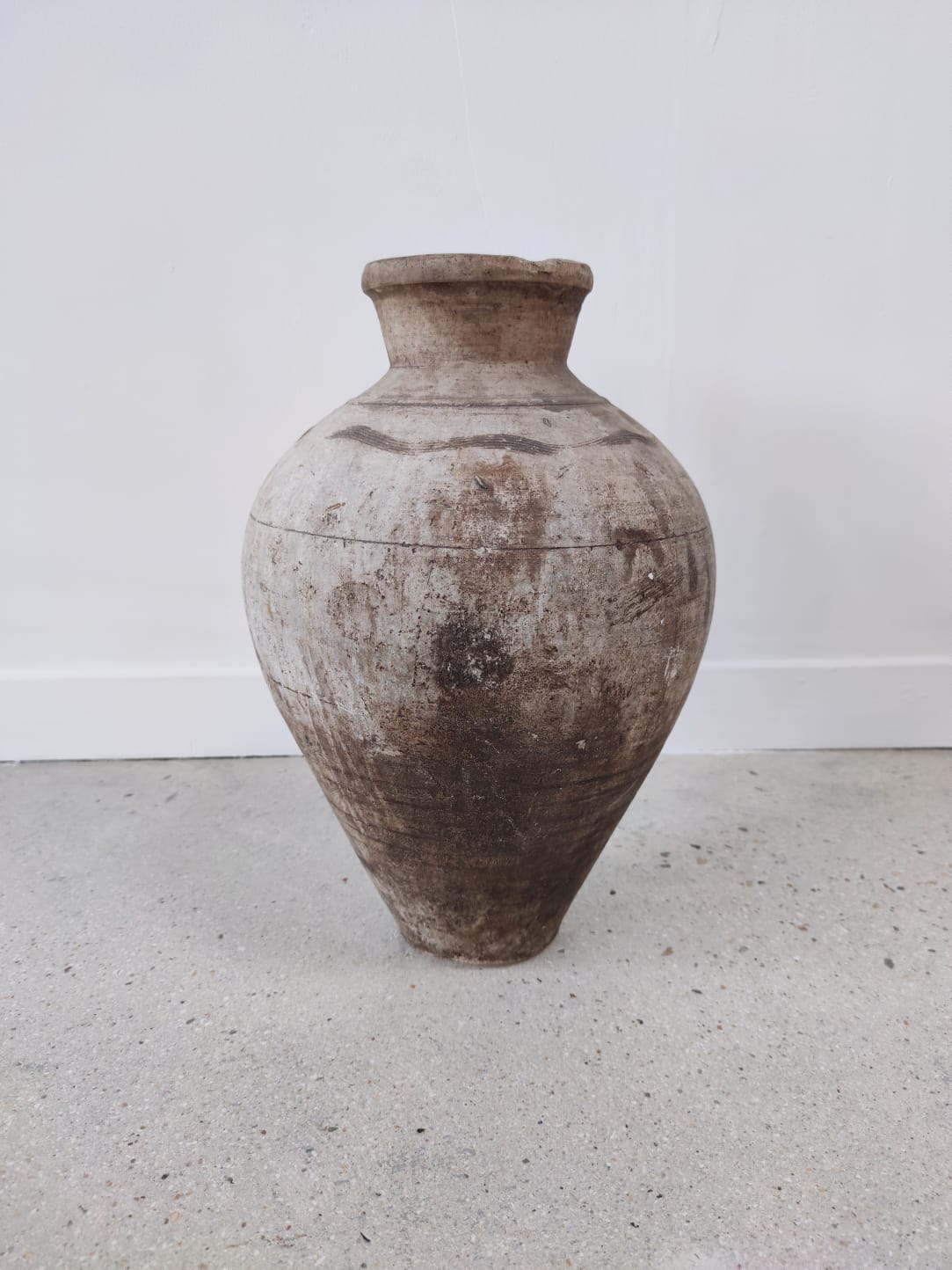 Terracotta amphora (clear) H:42cm