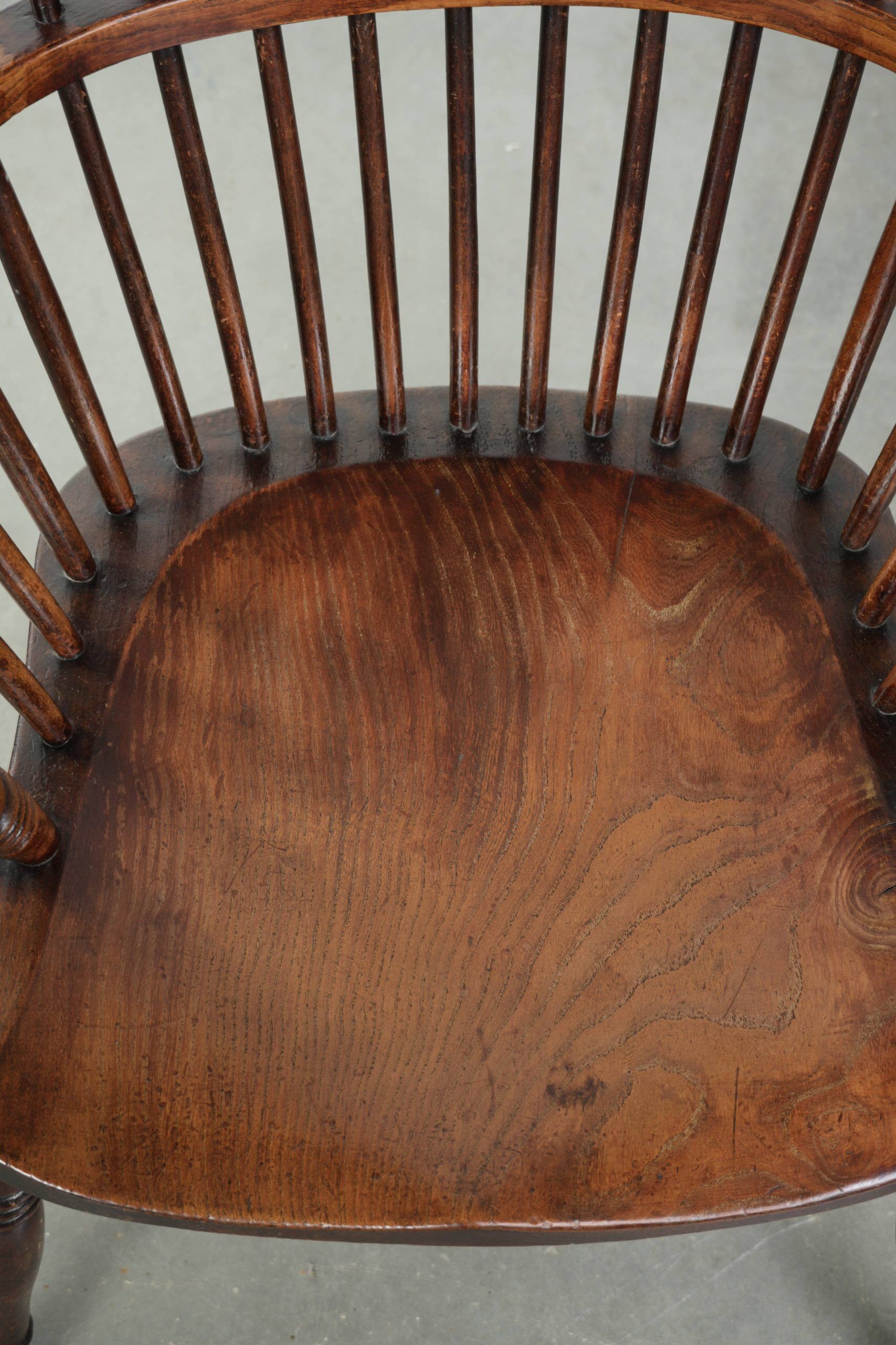 Fauteuil Windsor anglaise antique du 19ème siècle