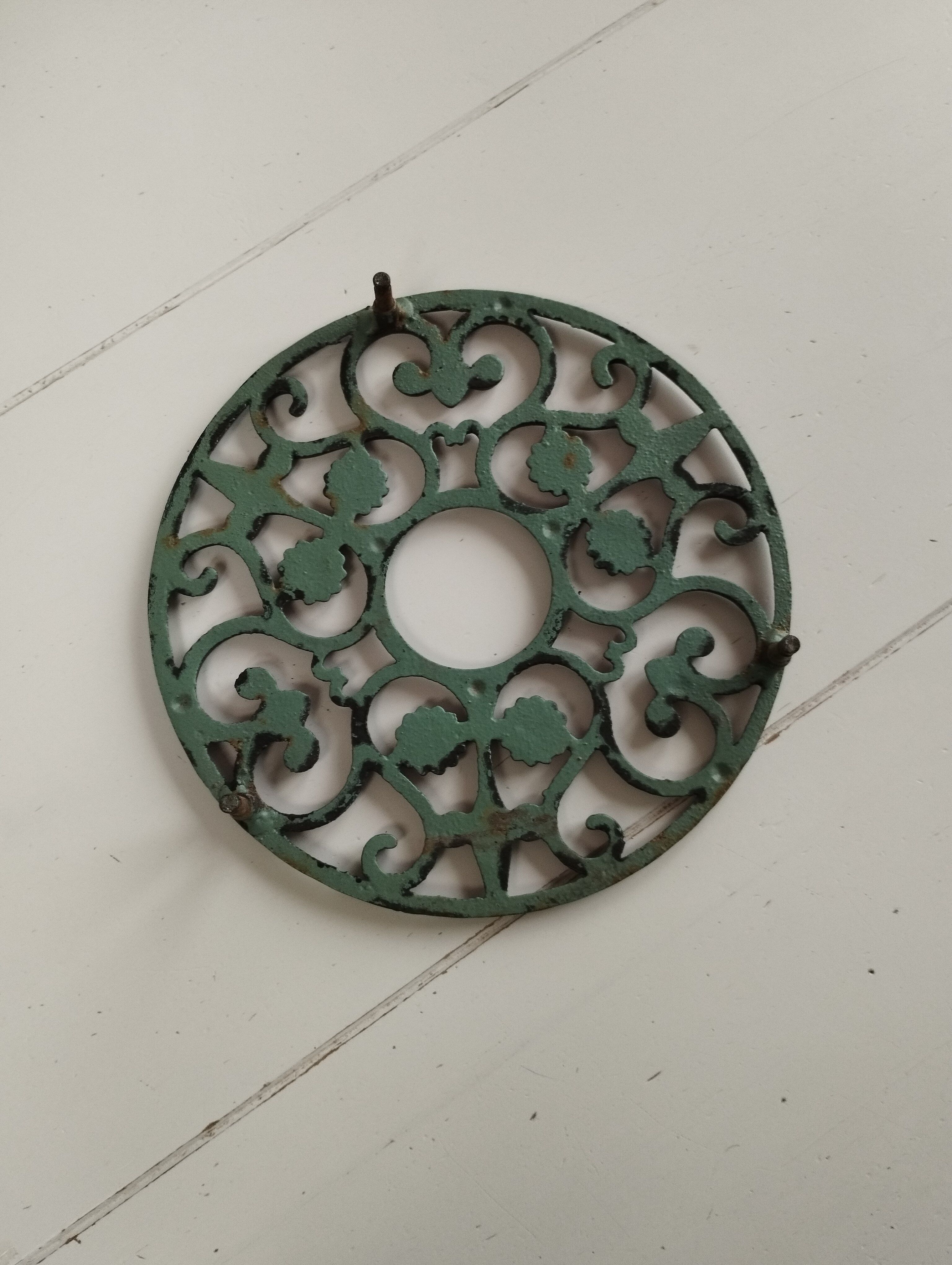 Vintage cast iron trifle