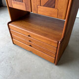 Modular enfilade by Soren Nissen & Ebbe Gehl, modelled by Fagus Seltz.