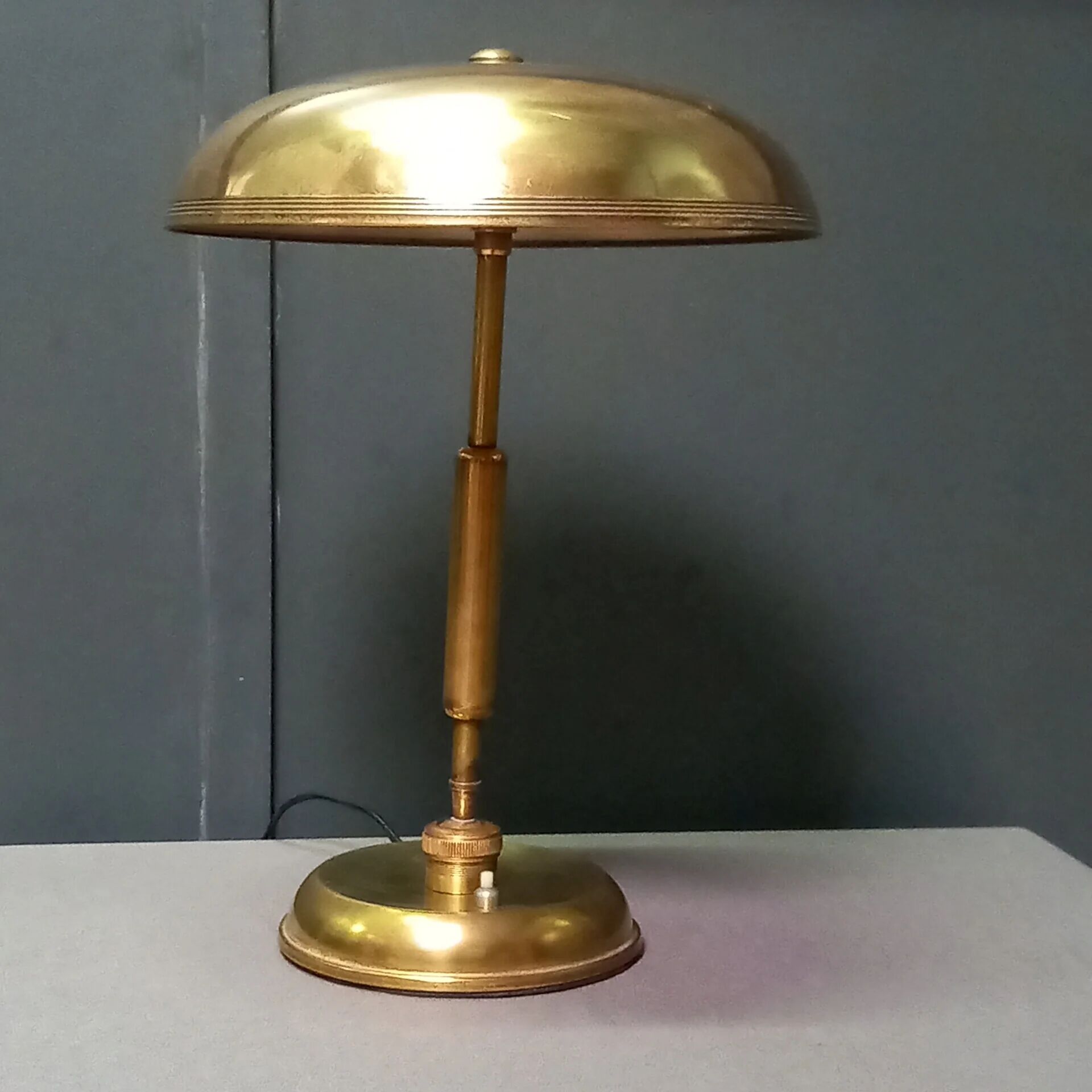 Lampe de table conçue par Giovanni Michelucci
