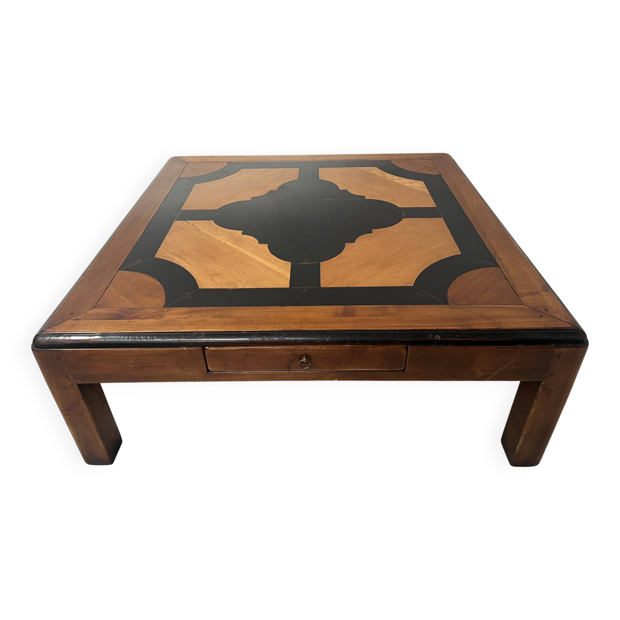 Table basse en bois a décor géomètrique XX siècle