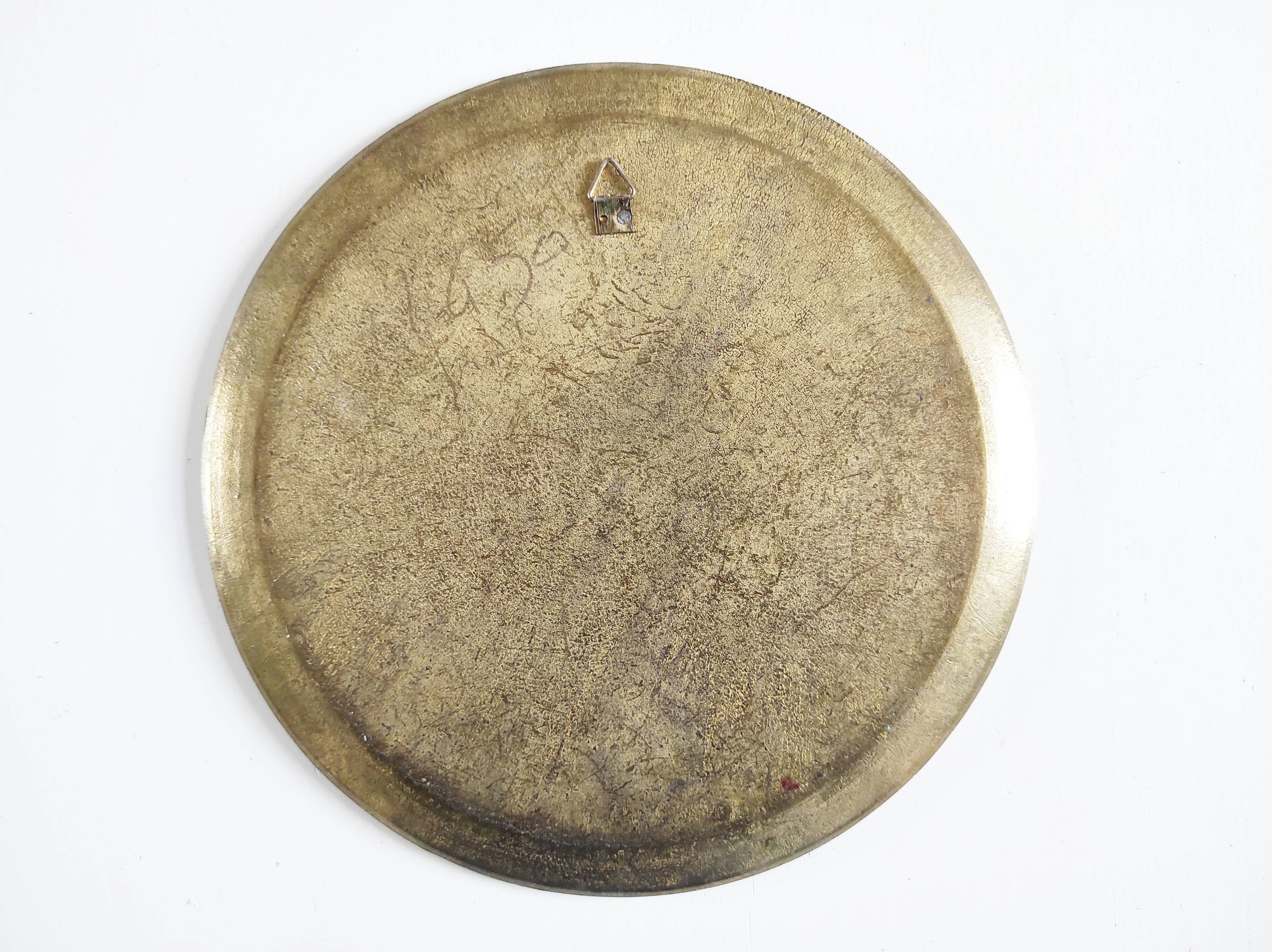 Enamelled metal catch-all tray