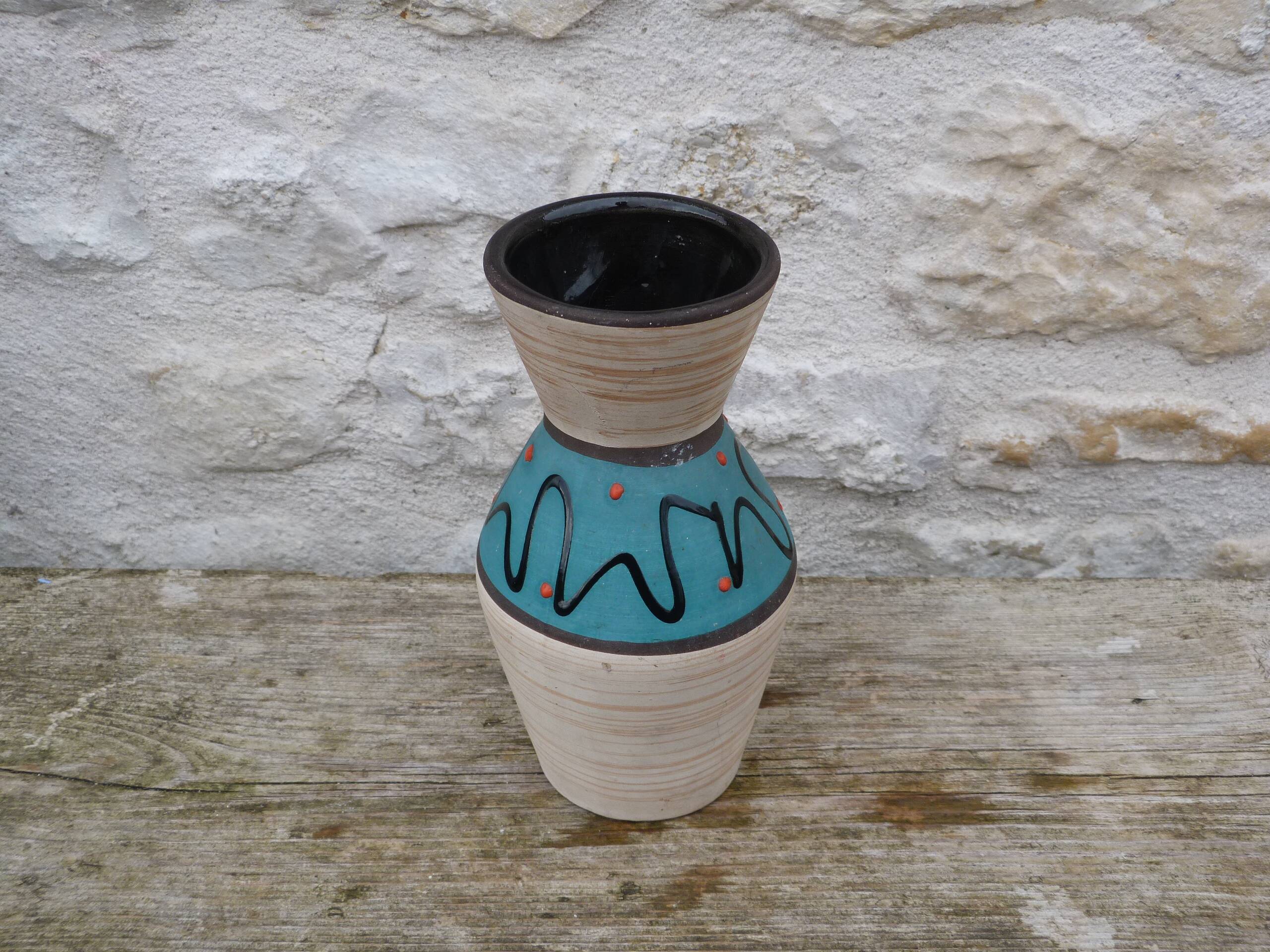 Vintage 1960s modernist ceramic vase