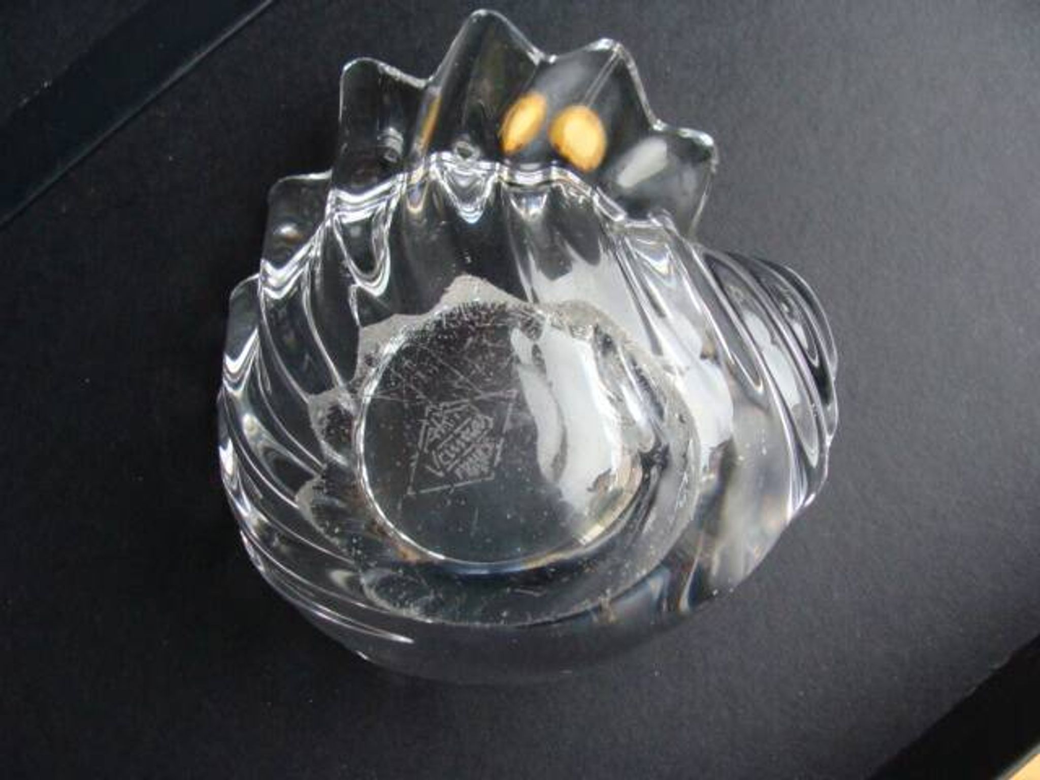 Crystal catchall from Vannes le Châtel