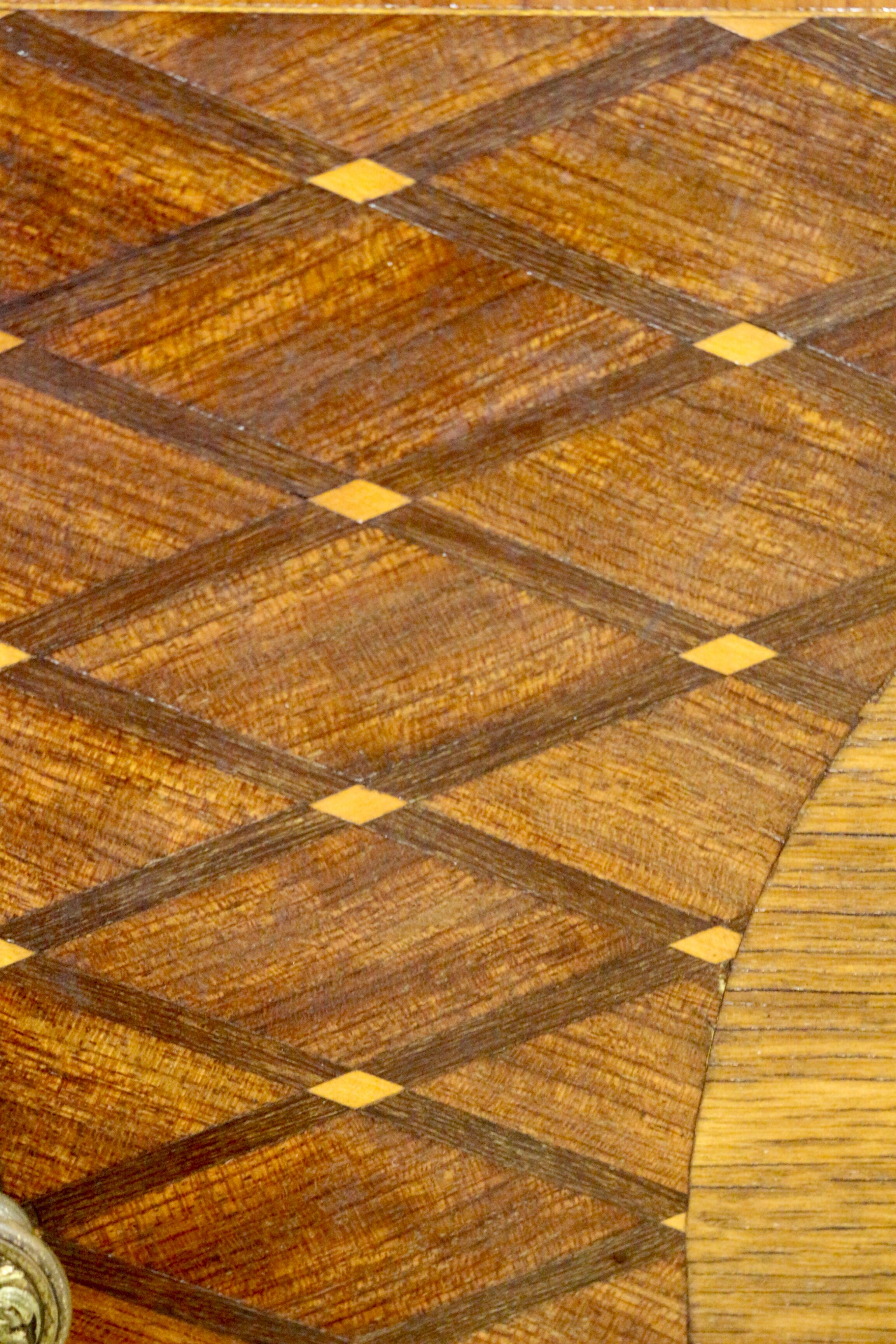 Pair of marquetry bedside tables decorated in marble façade Brèche d'Aleppo. Ref Toulouse.