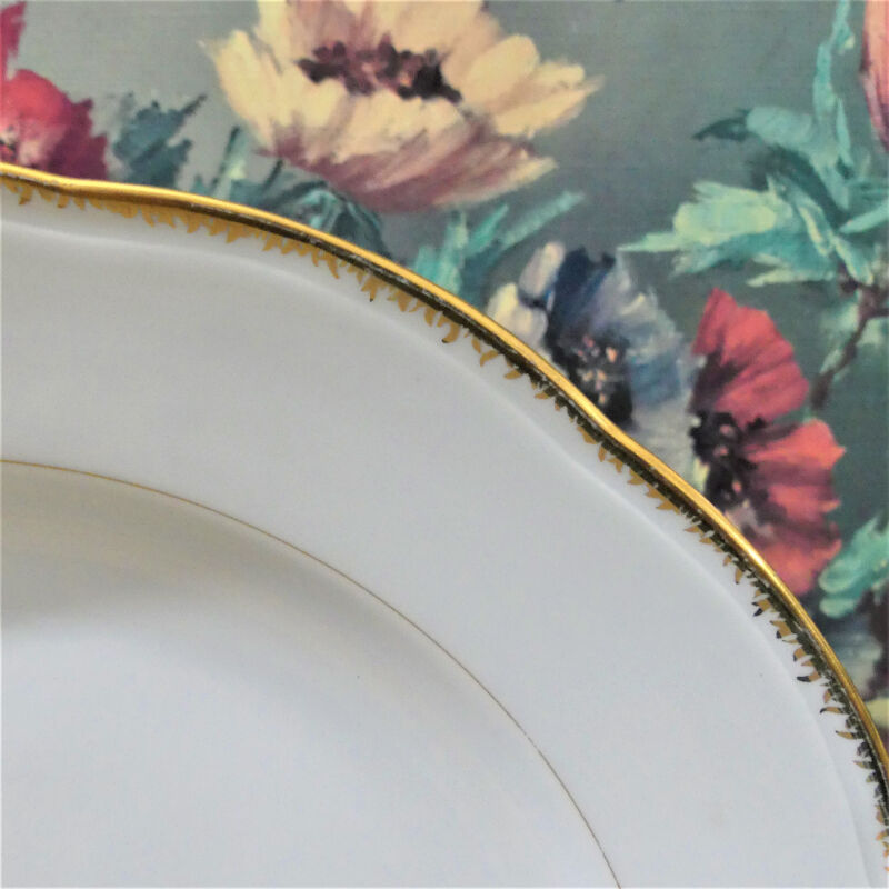 Vintage white and gold table service, antique table service