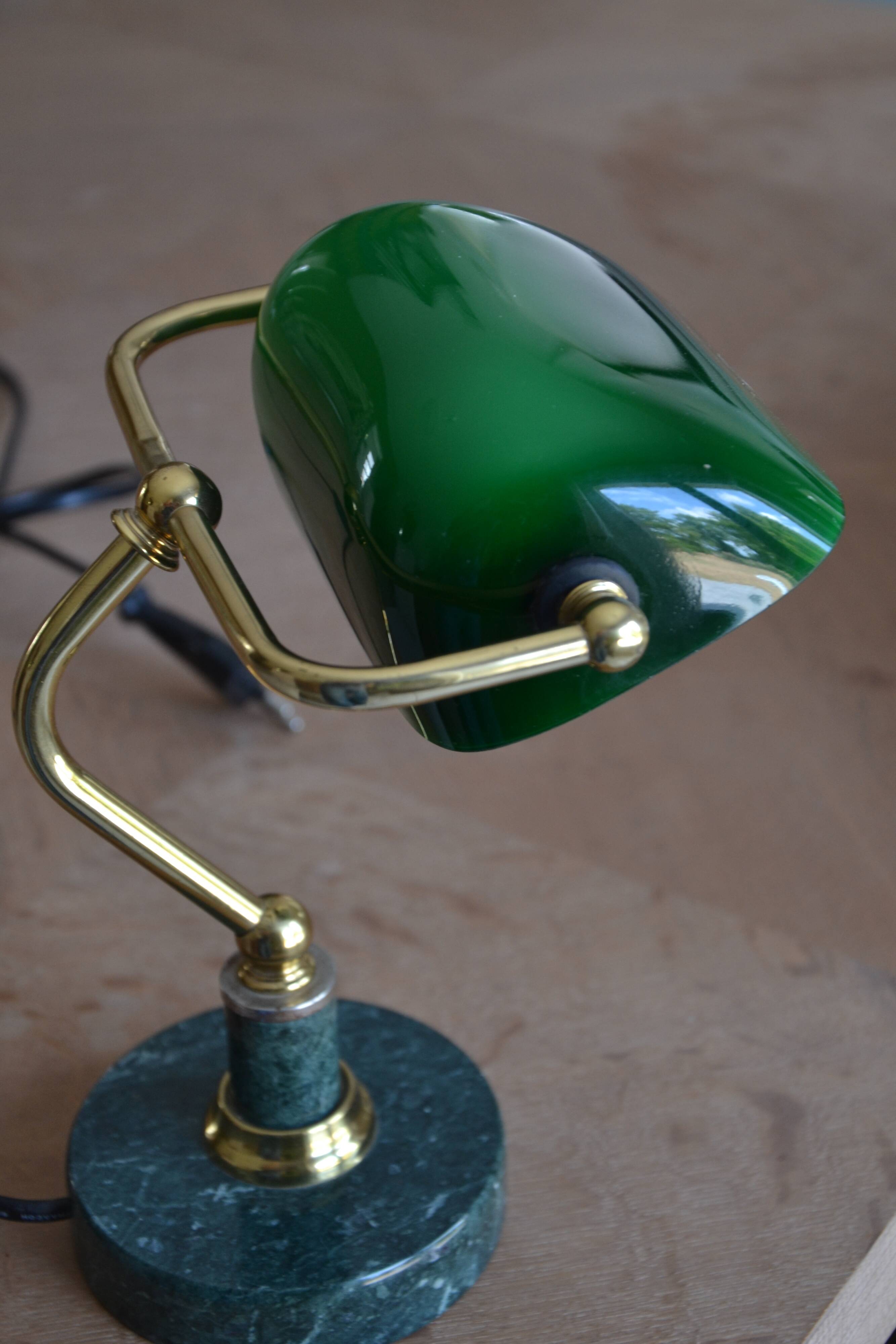 Lampe de banquier socle en marbre vert