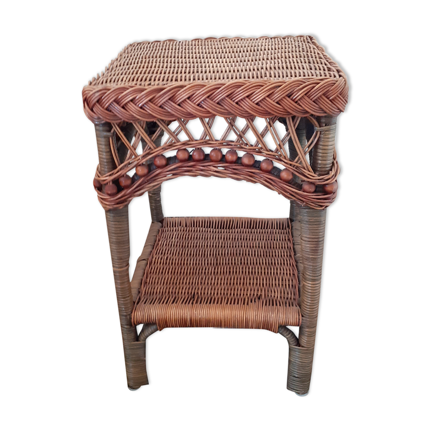 Rattan pedestal