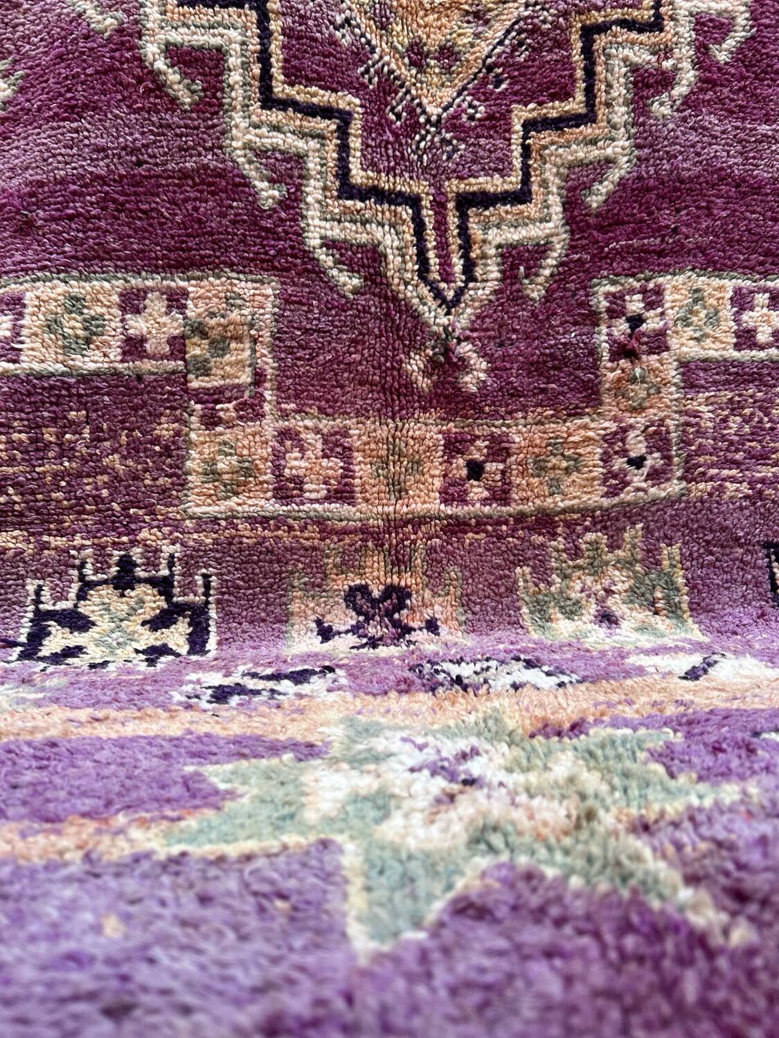 Mguild rug 355x190cm