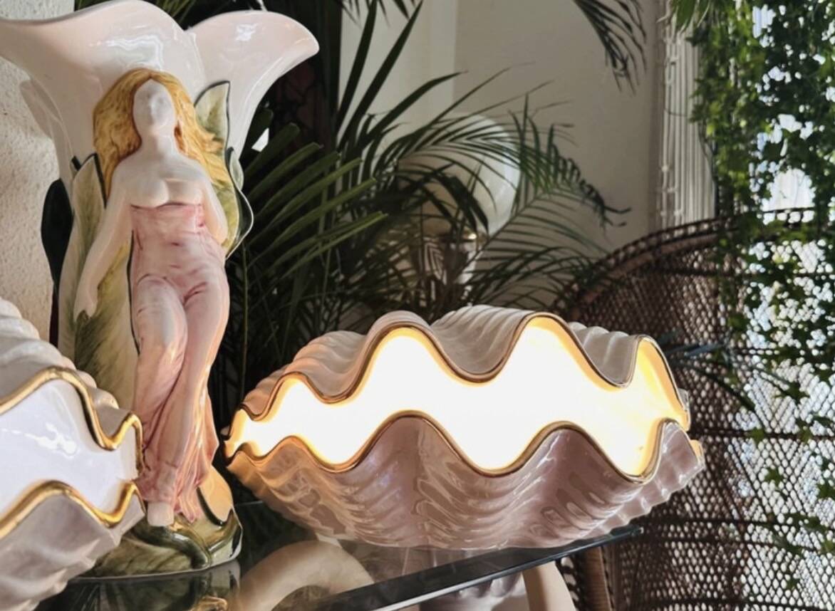 Paire de lampes en céramique nacrée en forme de coquillage, BON DÍA, années 60