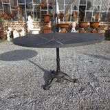 Table guéridon de bistrot pietement fonte et plateau effet marbre