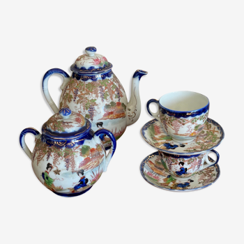 Hand-painted Chinese tea service