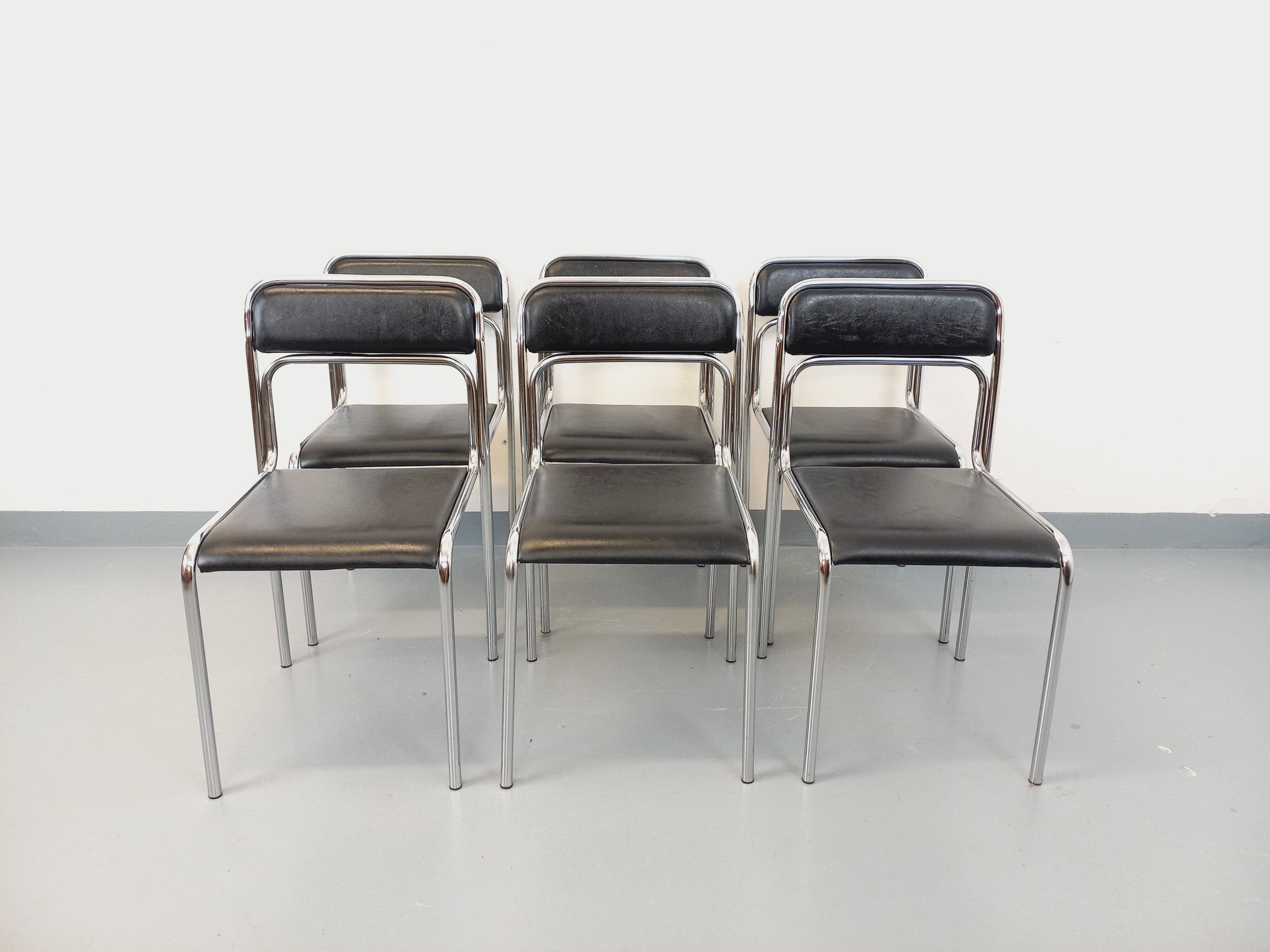 Set of 6 vintage Italian stackable chairs in chrome metal and skai.
