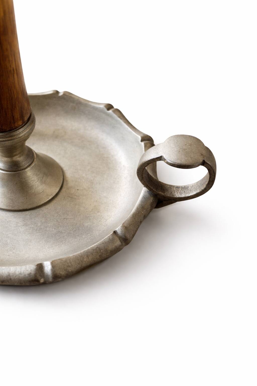 Paire de bougeoirs à main en laiton et bois, 1950
