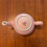 Pink teapot