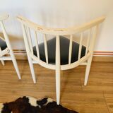 Pair of Thonet corner chairs from the 60s