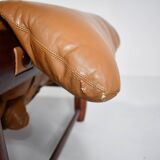Mole sofa in leather by Sergio Rodrigues. 1960s Made in Brazil