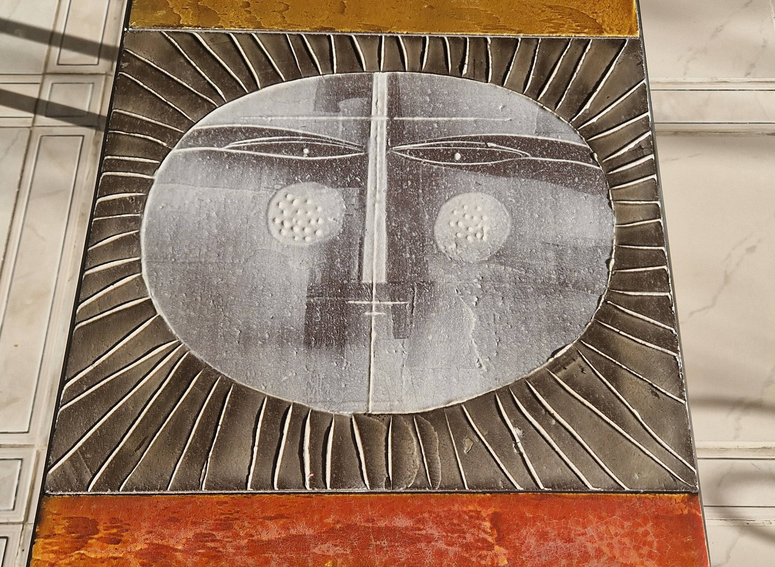 Coffee table signed Capron