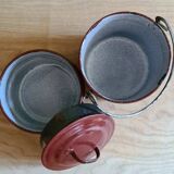 Set of 2 enamelled sheet metal pots