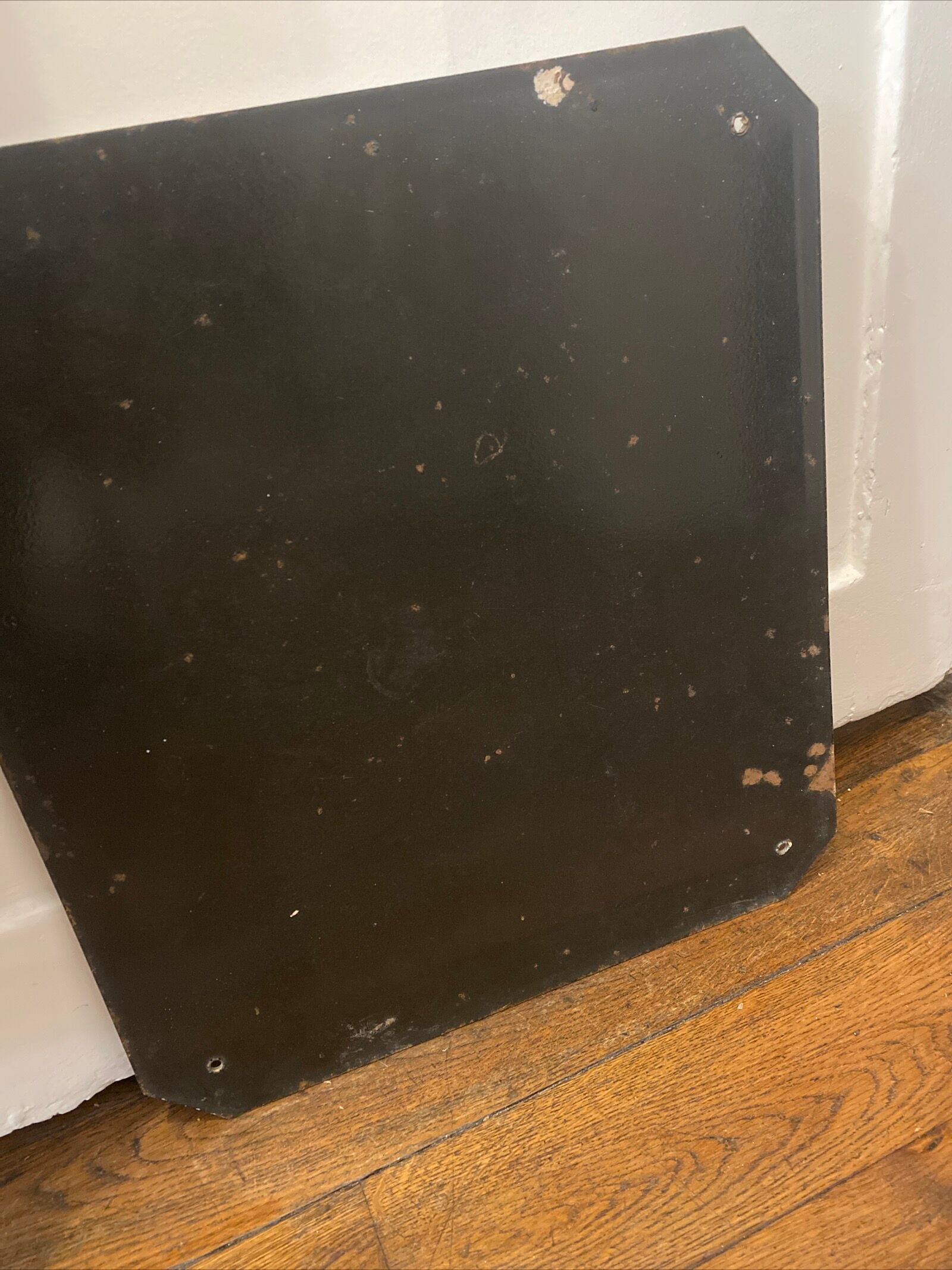 Old enamelled plate "telephone booth"