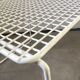 Chaise métal grillagée