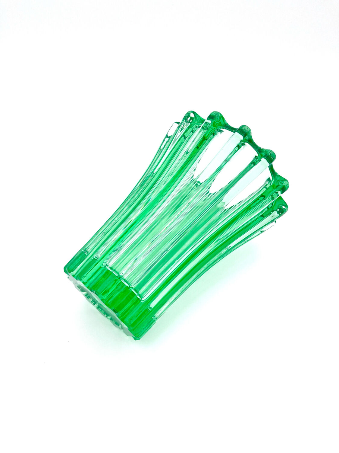 Art deco vase "absinthe green" – pierre d'avesns – france, 1930