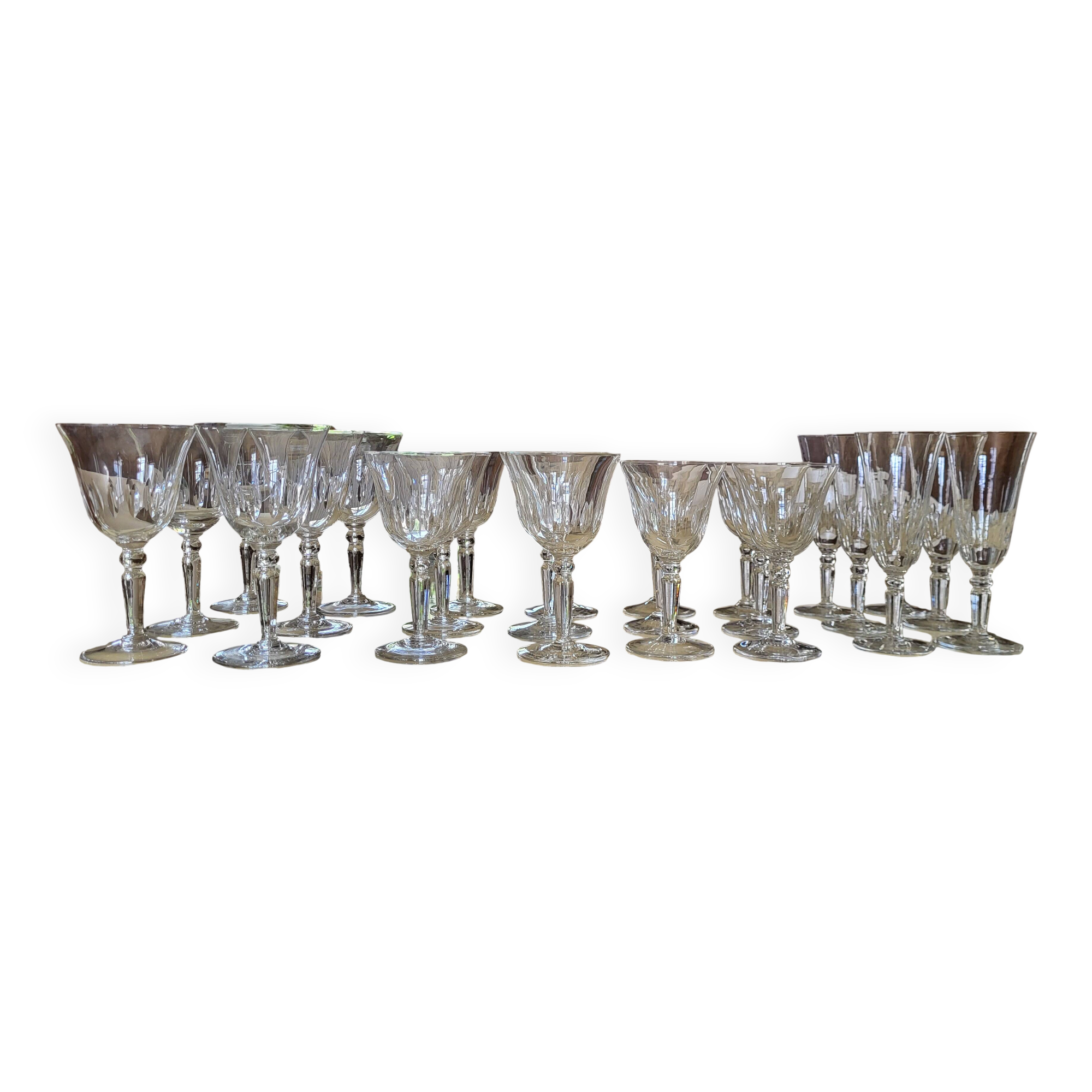 24-piece Art Deco glassware set