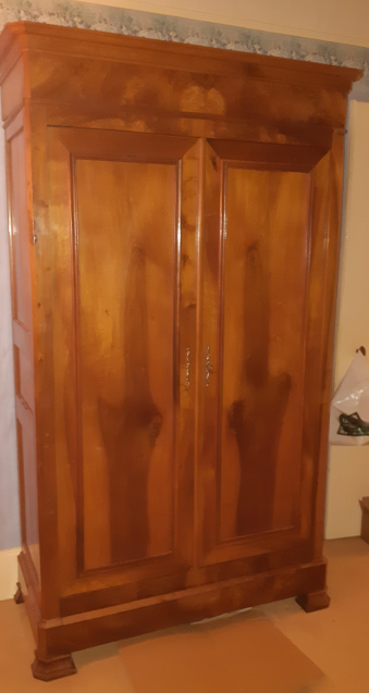 Vendeenne wood fruitier cabinet