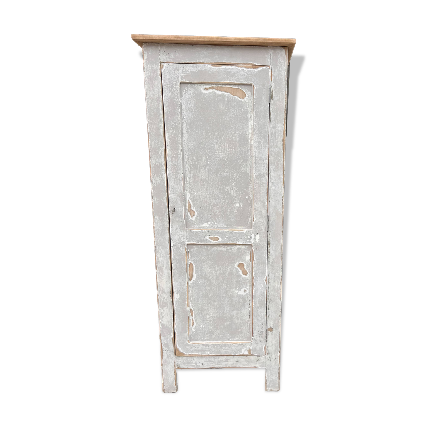 Small antique bonnetière