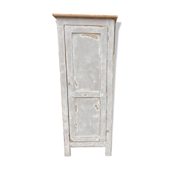 Small antique bonnetière