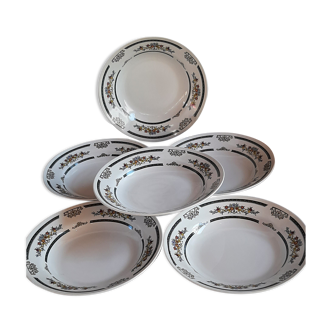 Hollow plates Sandra Rich