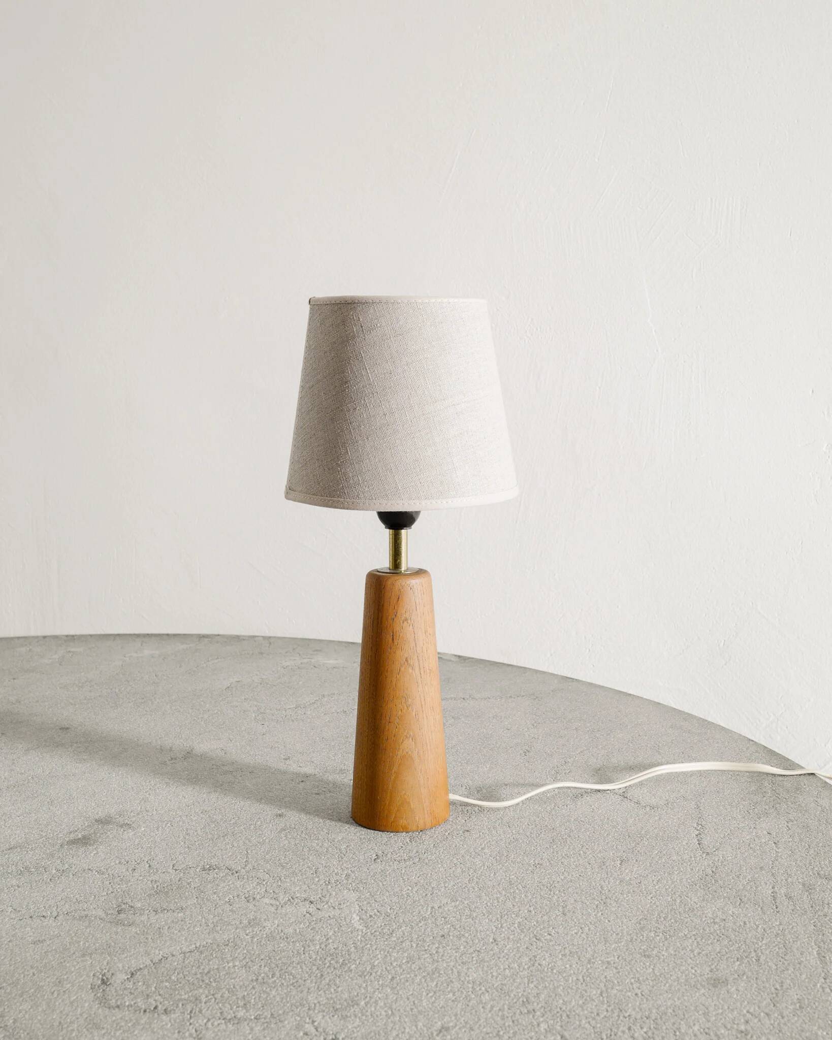 Finnish Mid Century Wooden Brass Desk Table Lamp, 1950s