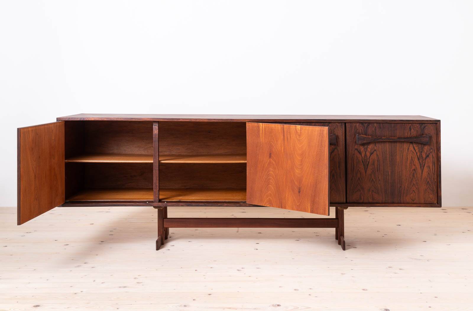 Rare Brasilian Sideboard, Mid Century Modern Design, Brasil, 1960s