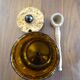 Pot en verre fumé avec son couvercle en liége