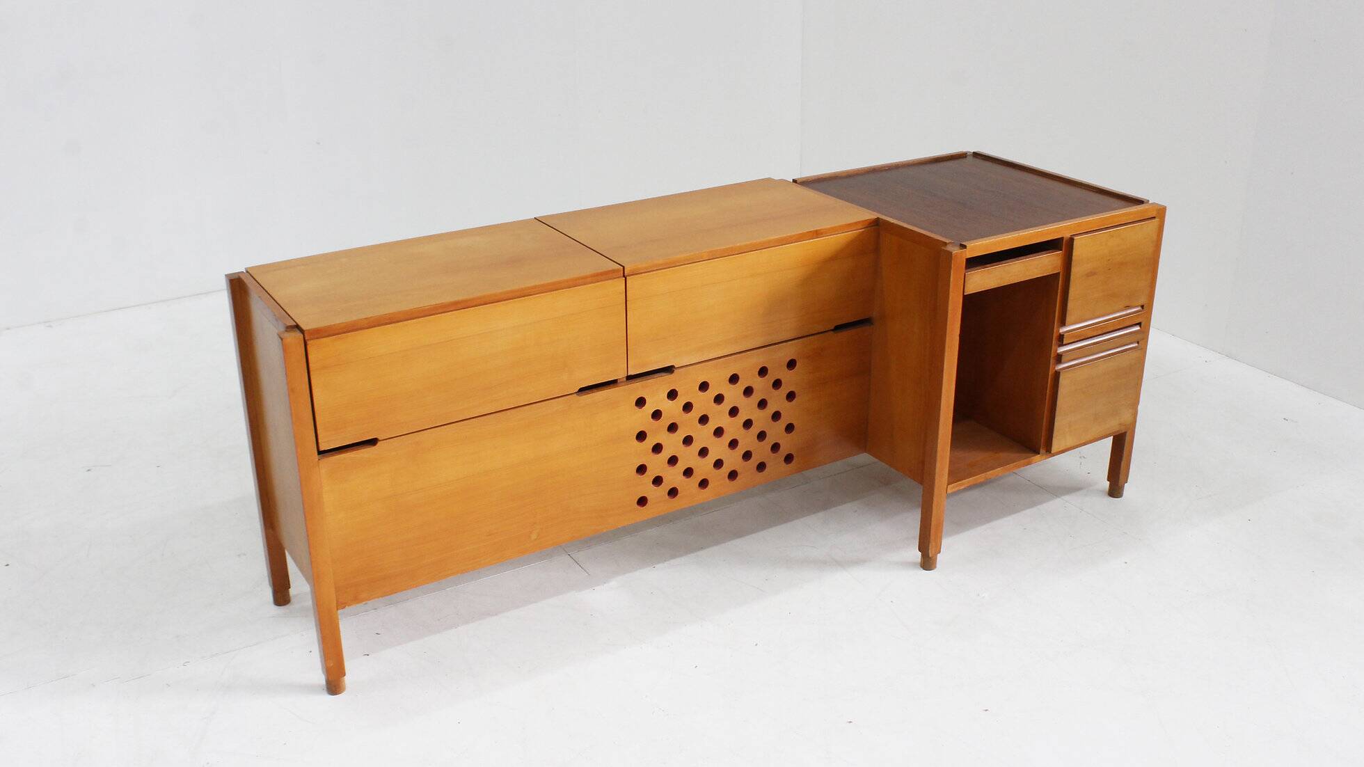 Vintage sideboard 1960s Italy attributed to Carlo Scarpa Anfodillo execution