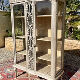 Vitrine Laquée Sculptée