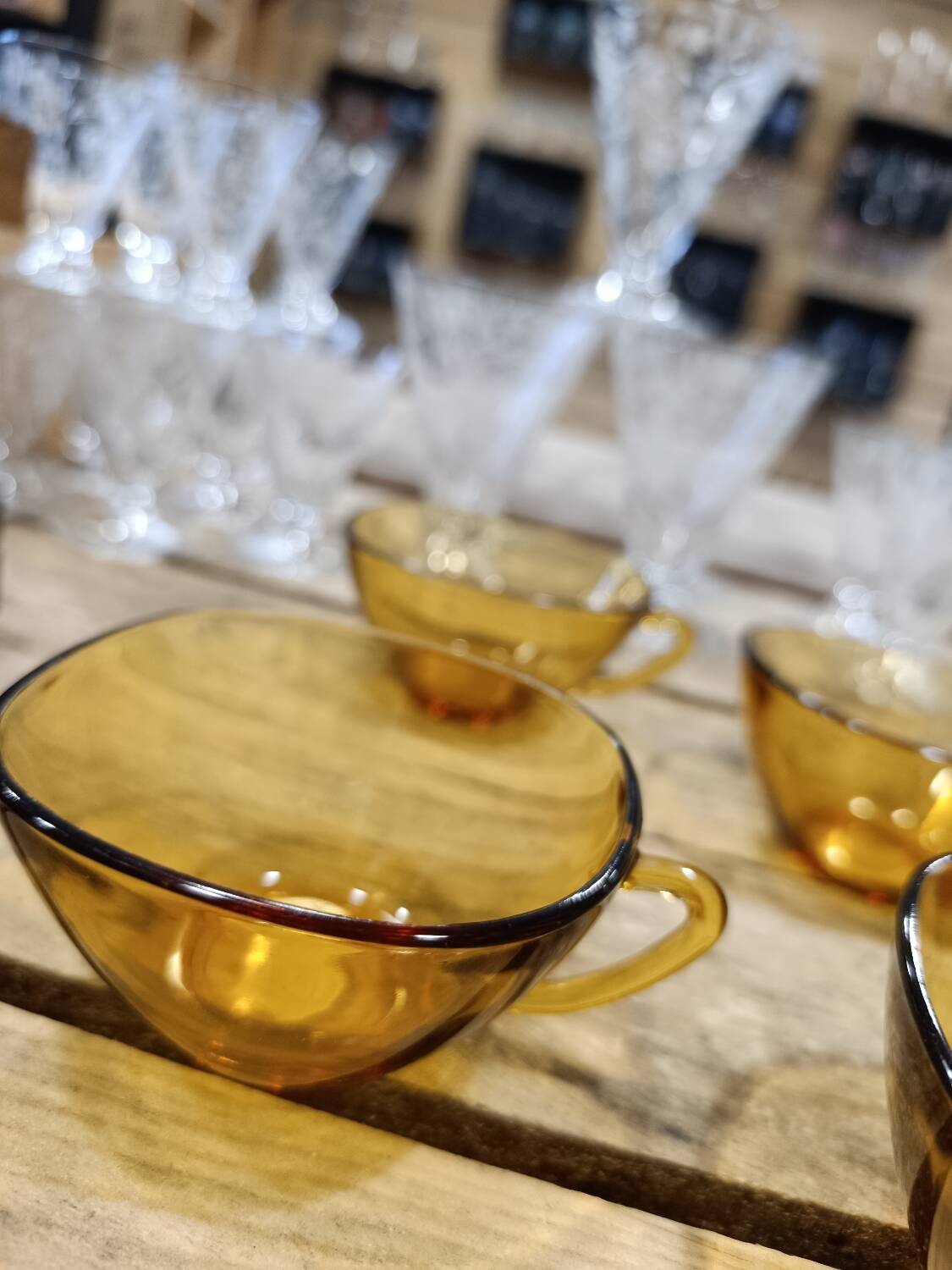 Lot of 4 vintage amber cups