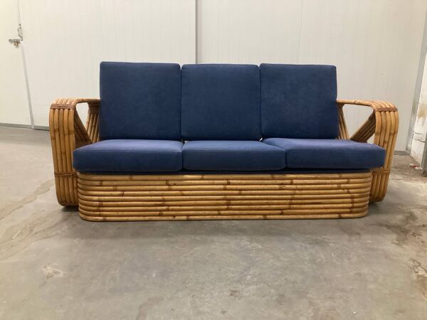Sofa rectangulaire en rotin à six brins exclusif pour trois places, d'après Paul Frankl, années 50.